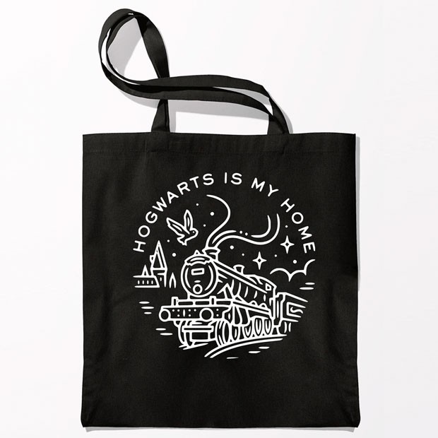Купить сумку-шоппер с принтами Hogwarts is my home (Черный) в Минске!
